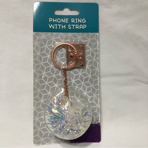 2 Pack phone rings with hearts and pom Pom charms . White/ brown - Picture 3 of 3